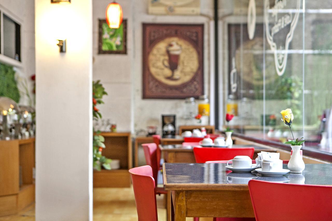 Reddoorz Plus @ Sukamulya Pasteur 2 Bandung Kültér fotó