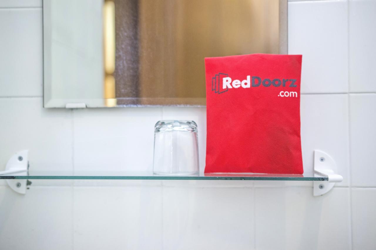 Reddoorz Plus @ Sukamulya Pasteur 2 Bandung Kültér fotó