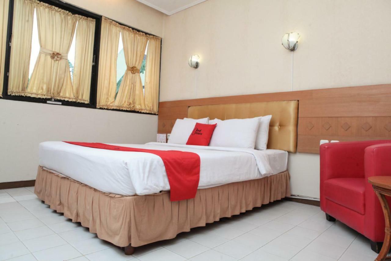 Reddoorz Plus @ Sukamulya Pasteur 2 Bandung Kültér fotó